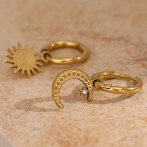 New 18K Gold Plated Diamond Moon Star Huggie Hoop Earrings